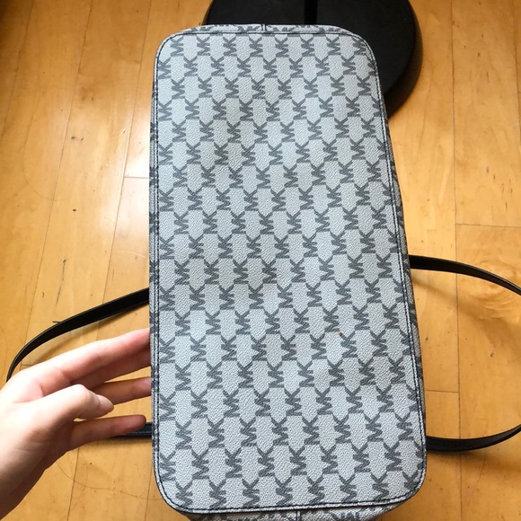 Unused Black/Gray Michael Kors tote bag - Picture 7 of 8
